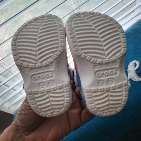 Baby Crocs - Picture 3 of 3